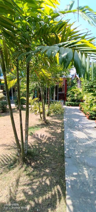 Lucky Bungalows Ko Mook Bagian luar foto